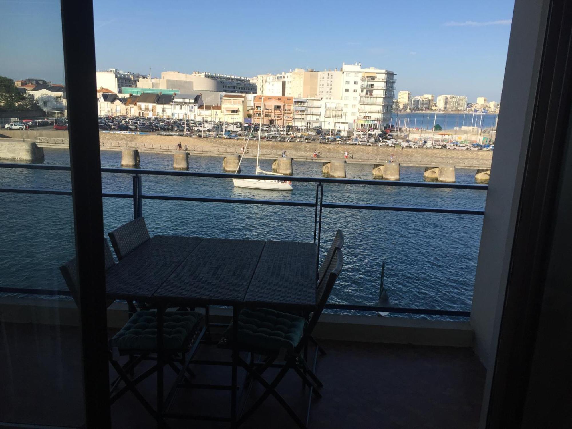 Le Vendee Globe Sous Votre Balcon Apartment La Chaume Exterior photo